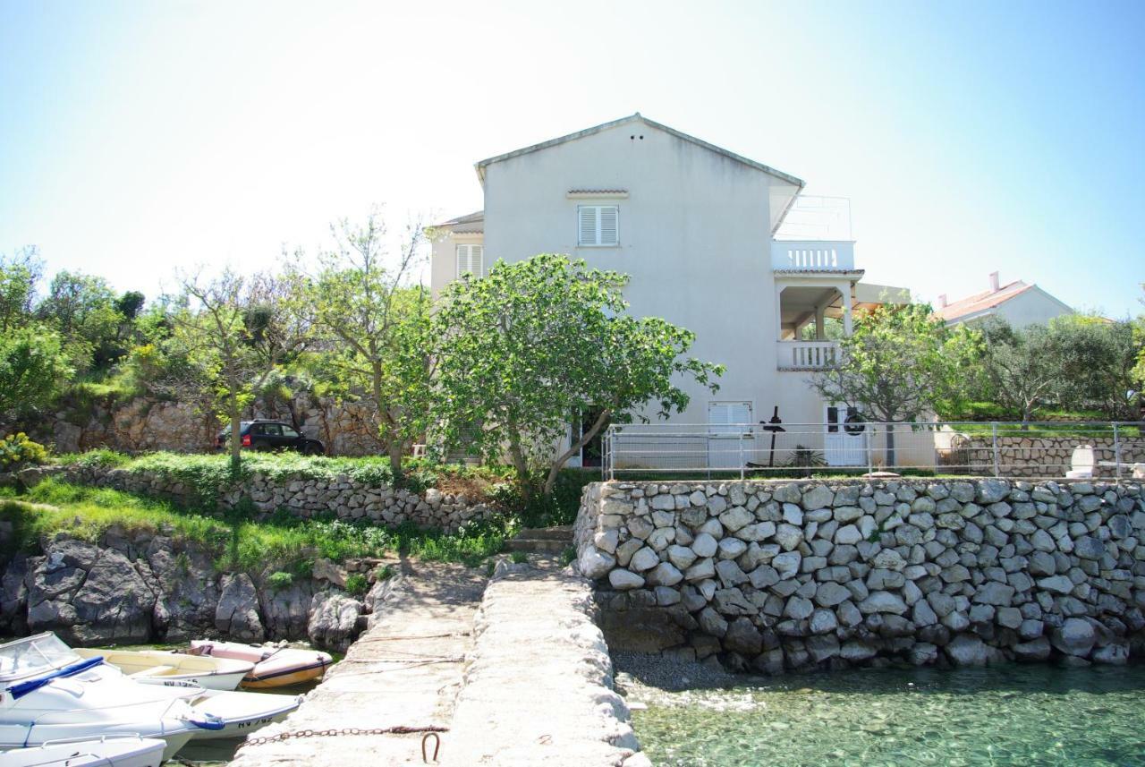 Romantic Apartment In Nature Borovici Exterior photo